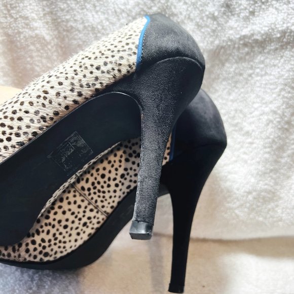 LuLu Townsend Heels-Animal Pring Pump-4" heels-blue stripe-8.5 Medium - Picture 3 of 13